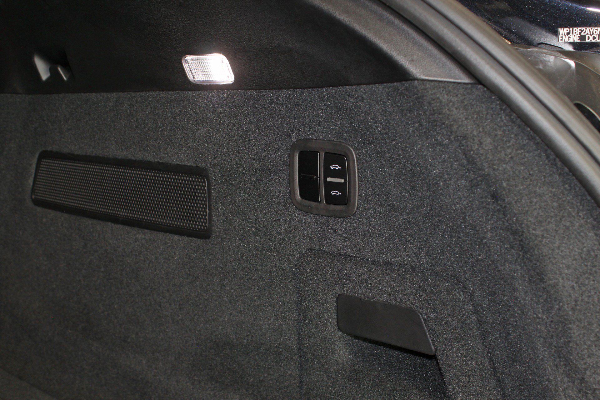 Used 2022 Porsche Cayenne Turbo AWD/4WD image 90