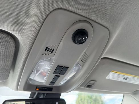 Used 2011 GMC Terrain SLT AWD/4WD image 21