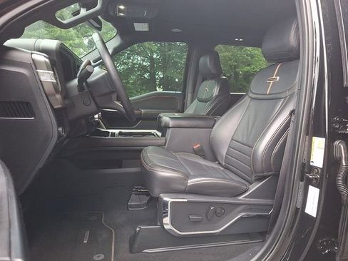 Used 2024 Ford F250 Platinum AWD/4WD image 13