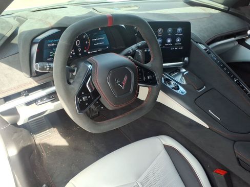 Used 2023 Chevrolet Corvette Stingray Premium Cpe RWD image 16
