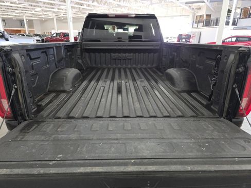 Used 2021 GMC Sierra 3500 SLE w/ SLE Convenience Package image 6