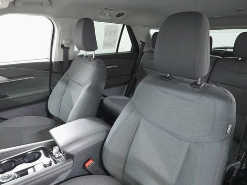 Certified 2025 Ford Explorer Active image 11