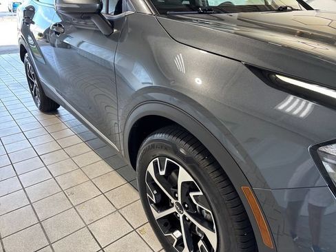 Used 2023 Kia Sportage EX AWD/4WD image 24