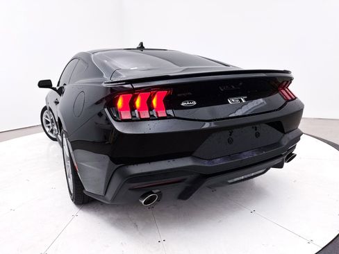 Used 2024 Ford Mustang GT Premium image 7