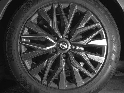 Used 2025 Nissan Altima 2.5 SV image 14