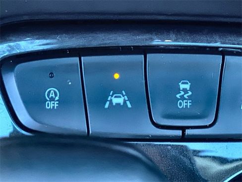 Certified 2025 Chevrolet TrailBlazer LT w/ Convenience Package image 19