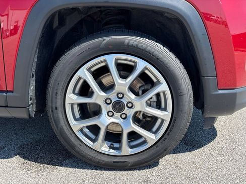 Used 2025 Jeep Compass Limited AWD/4WD image 13