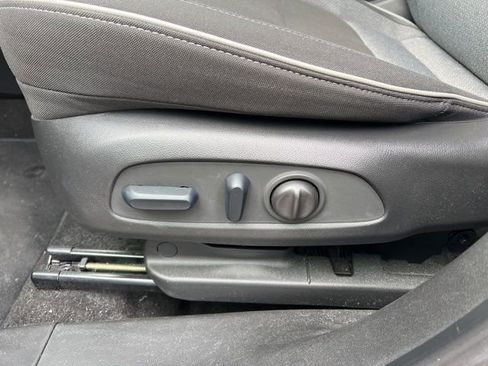 Used 2023 Chevrolet TrailBlazer LT w/ Convenience Package image 27