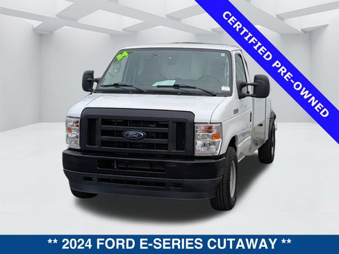 Certified 2024 Ford E-350 and Econoline 350 Super Duty w/ Power Windows & Locks Group RWD image 8