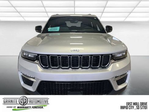 Used 2024 Jeep Grand Cherokee Limited 4xe AWD/4WD image 9