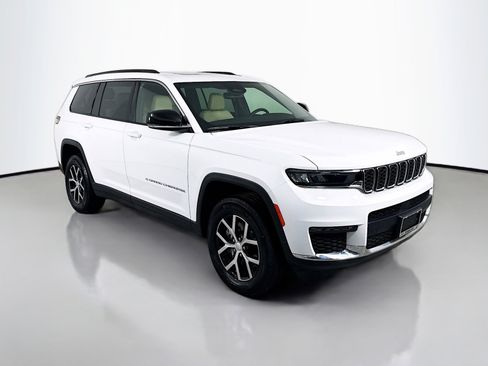 Used 2024 Jeep Grand Cherokee L Limited image 7