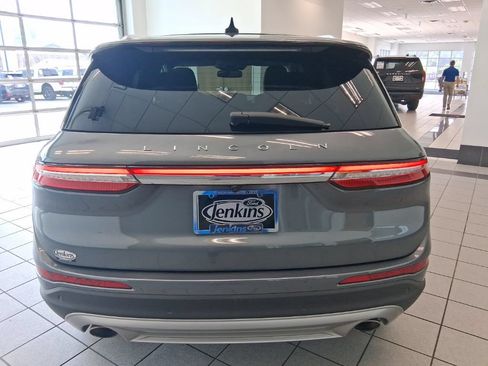 Used 2022 Lincoln Corsair AWD w/ Premium Package image 17