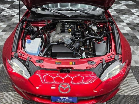 Used 2017 MAZDA MX-5 Miata Club w/ Brembo/BBS Package RWD image 32