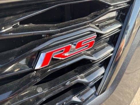 Used 2022 Chevrolet Equinox RS w/ LPO, Floor Liner Package image 33