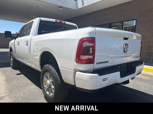 Used 2024 RAM 2500 Laramie AWD/4WD image 4