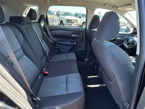 Used 2024 Nissan Rogue SV AWD/4WD image 13