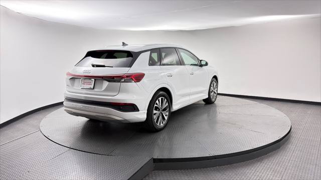 Used 2023 Audi Q4 e-tron Premium Plus w/ Premium Plus RWD image 8