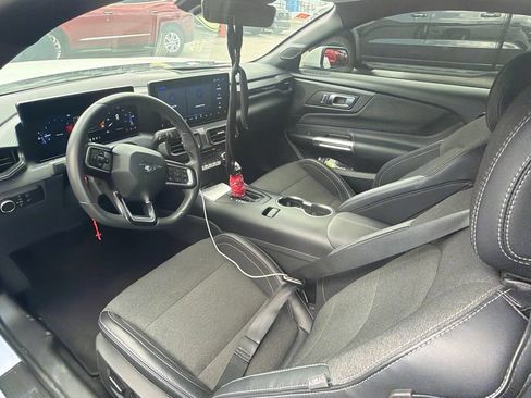 Used 2024 Ford Mustang Coupe RWD image 10