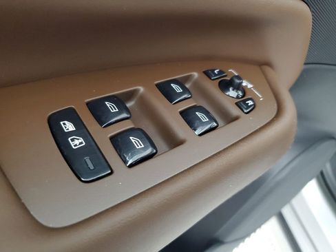 Certified 2023 Volvo XC90 B5 Plus w/ Protection Package Premier image 21