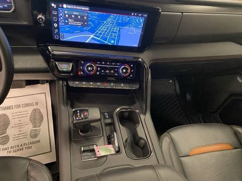 Used 2024 GMC Sierra 1500 AT4 w/ Technology Package image 14