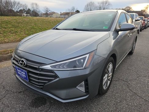 Used 2019 Hyundai Elantra SEL image 3