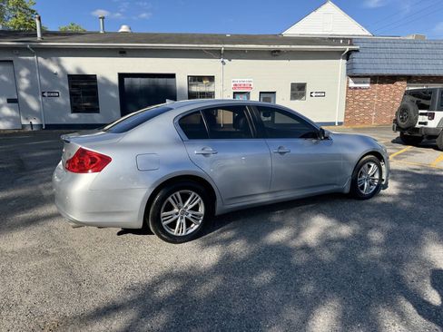 Used 2013 INFINITI G37 x Sedan w/ Premium Pkg image 12