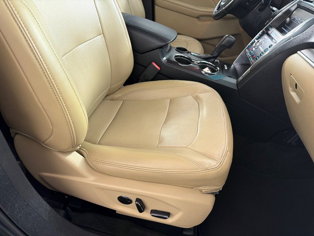 Used 2016 Ford Explorer Limited FWD image 23