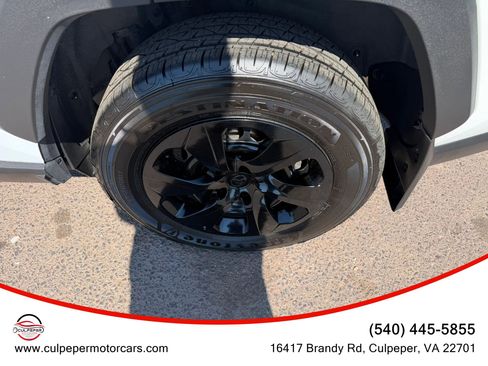 Used 2020 Toyota RAV4 LE w/ All Weather Liner Package image 25