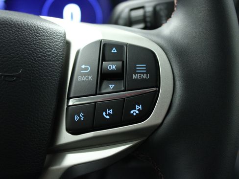 New 2026 Ford Explorer Active w/ Active Comfort Package image 22