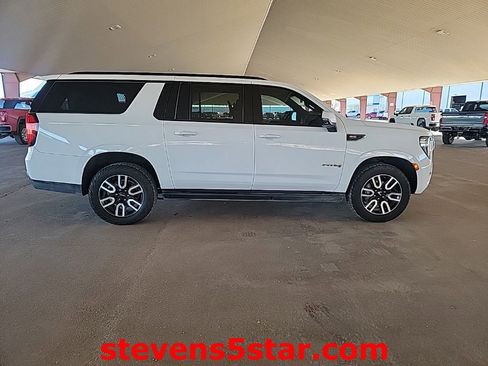 Used 2021 GMC Yukon XL AT4 w/ AT4 Premium Package image 6