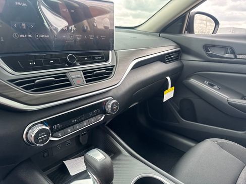 New 2026 Nissan Altima 2.5 SV w/ SV Special Edition Package image 18