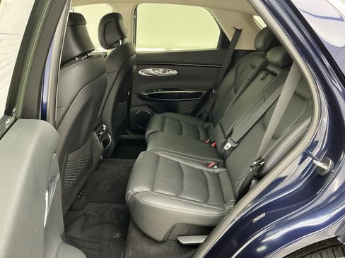 Used 2025 Genesis GV70 2.5T image 19