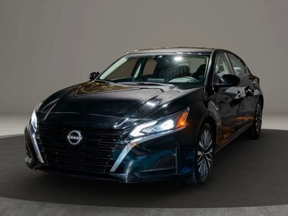 Used 2023 Nissan Altima 2.5 SV