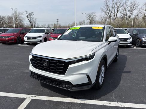 Used 2024 Honda CR-V EX image 2