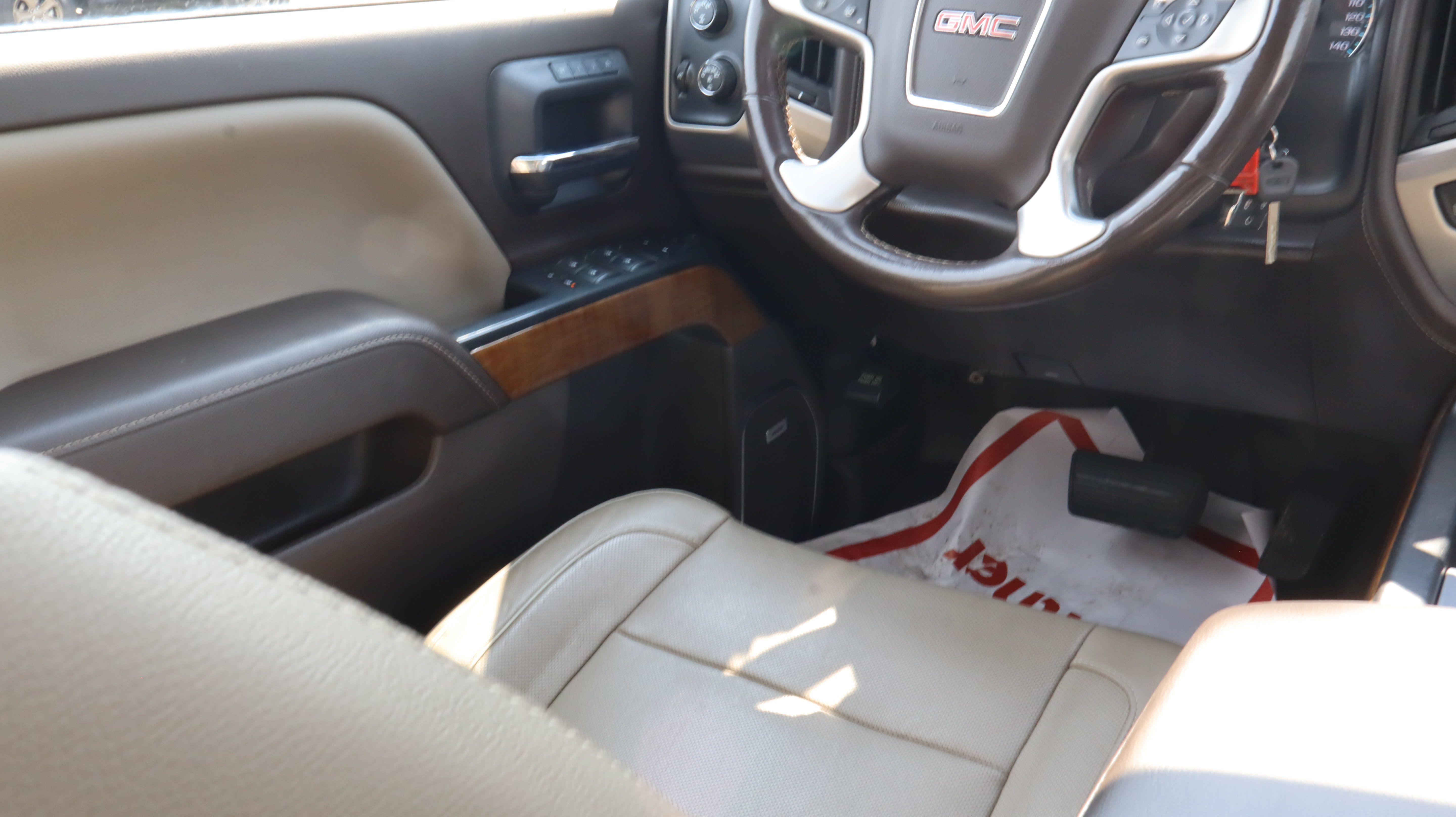 Used 2018 GMC Sierra 1500 SLT AWD/4WD image 13