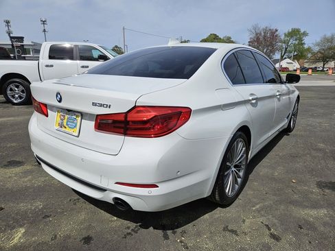 Used 2017 BMW 530i w/ Premium Package image 5