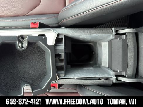 Used 2022 Ford Edge Titanium w/ Equipment Group 301A AWD/4WD image 25