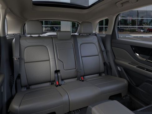 New 2025 Lincoln Corsair Grand Touring image 11