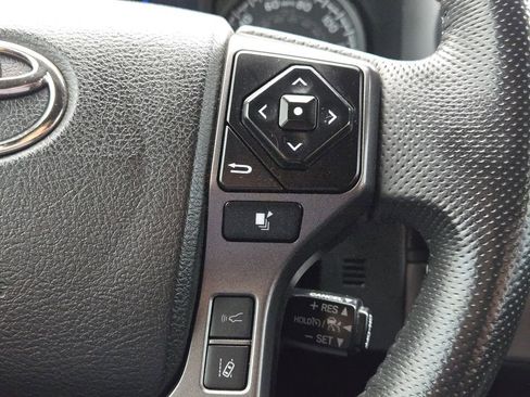 Used 2023 Toyota Tacoma TRD Off-Road AWD/4WD image 30