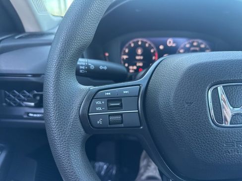Used 2023 Honda Accord EX image 20