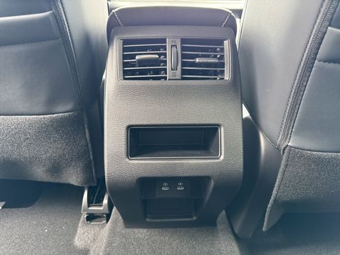 New 2026 Mitsubishi Outlander AWD image 29