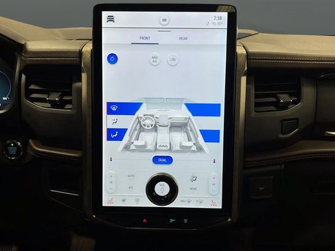 Used 2022 Ford Expedition Max King Ranch image 18