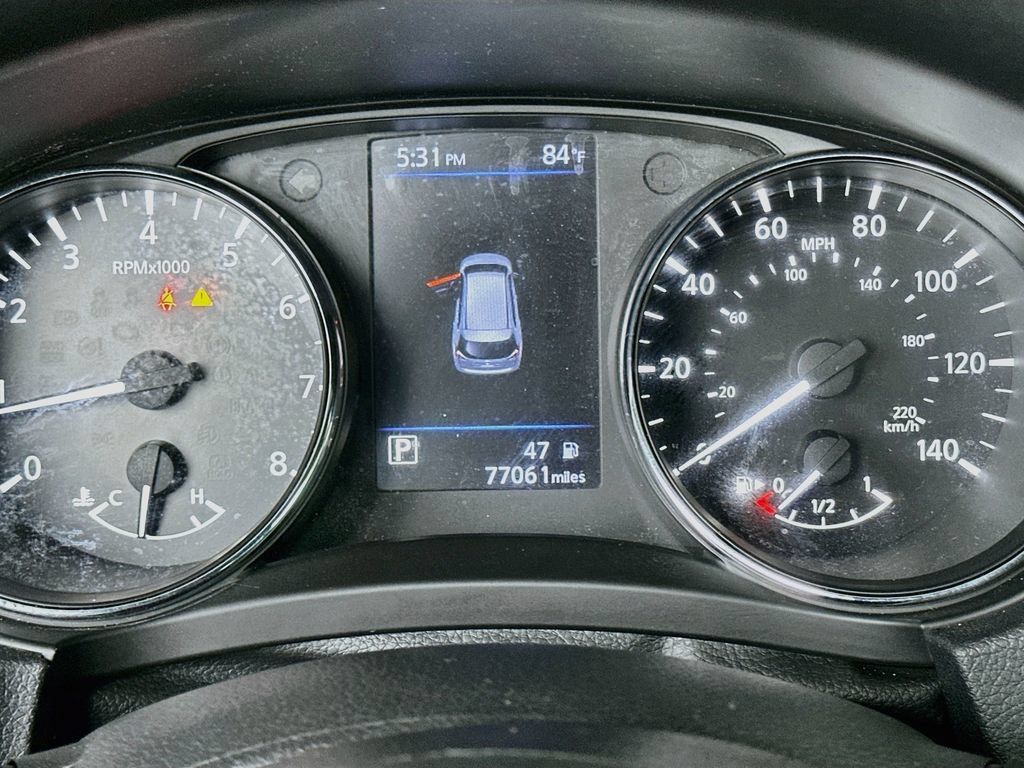 Used 2020 Nissan Rogue S FWD image 12