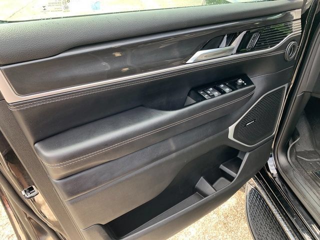 Certified 2023 Jeep Wagoneer 4WD image 20