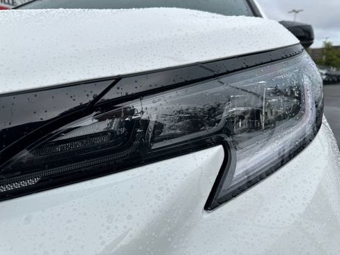 Certified 2026 Toyota Sienna XSE AWD/4WD image 9