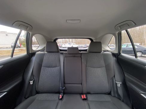 Used 2023 Toyota RAV4 XLE image 30