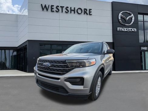 Used 2022 Ford Explorer XLT image 6