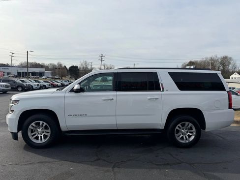 Used 2019 Chevrolet Suburban LT AWD/4WD image 4