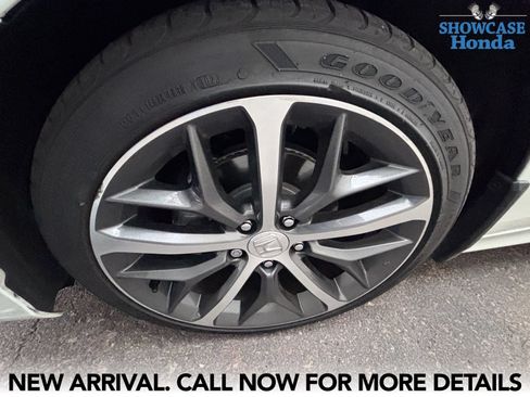 Used 2024 Honda Civic Touring image 8