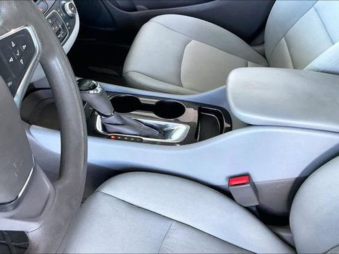 Used 2019 Chevrolet Malibu LS FWD image 13